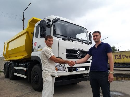 Dongfeng Trucks      - DongFeng