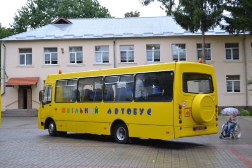 Львовская область также получила очередную партию школьных автобусов - Атаман