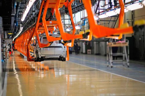 Виробництво легкових автомобілів у Росії скоротився у 30 разів - виробництво