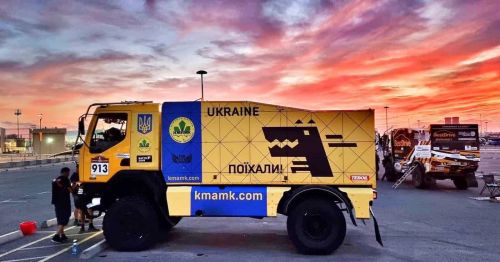 Украинский экипаж на Дакаре успешно проехал первый этап - Дакар