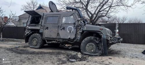 Під Маріуполем підбито MRAP Рись російських загарбників - MRAP