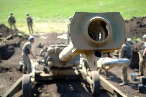 Країни НАТО анонсують новий пакет військової допомоги ЗСУ: буде ще більше артилерії та бронетехніки