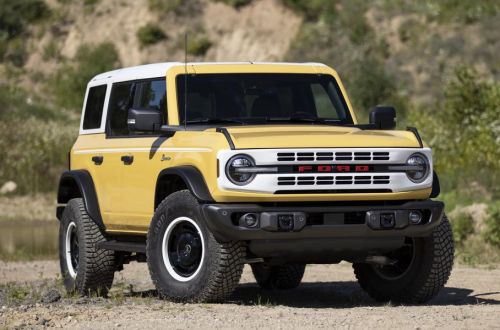   Ford Bronco   - Ford