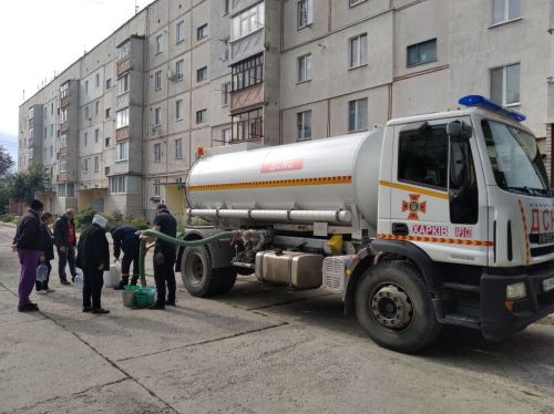 Підрозділи ДСНС взяли на себе забезпечення водою звільнені населені пункти Харківщини