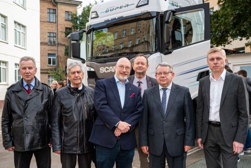 Scania продовжує співпрацю з українським ВУЗом і надала новітню вантажівку для вивчення студентами - Scania