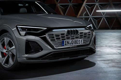 Audi змінила свій логотип