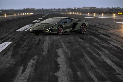 Lamborghini представить свій перший електромобіль у 2028 році