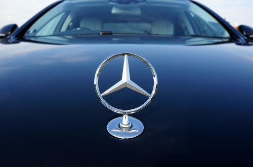 У Німеччині збанкрутував постачальник емблем для Mercedes-Benz - Mercedes-Benz