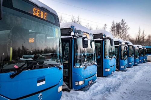 Естонія відправила до України 11 автобусів Irisbus