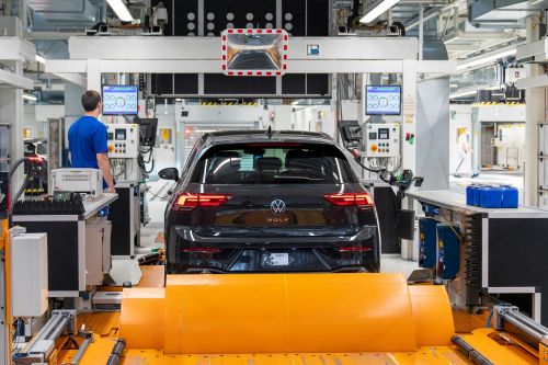 Volkswagen був змущений тимчасово обмежувати виробництво у Вольфсбурзі. У чому причина?