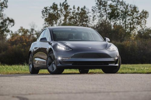 Tesla готує нову платформу, яка здешевить електромобілі у 2 рази - Tesla