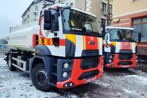 ДСНС Миколаївщини отримала паливозаправники на шасі Ford Trucks - Ford Trucks
