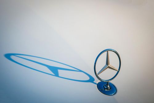      300    Mercedes-Benz
