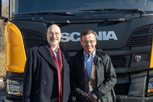 쑺-     Scania   - Scania