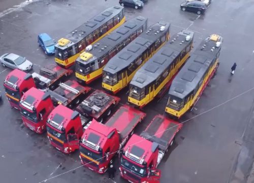 В Конотоп доставили перші трамваї з Польщі - трамвай