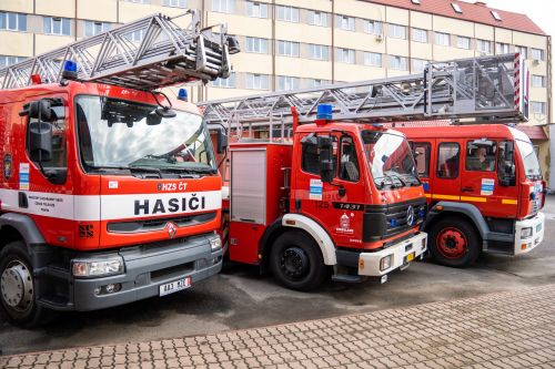 Українська діаспора у Люксембурзі передала ДСНС рятувальну спецтехніку - пожеж