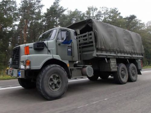 Бельгія передасть Україні 240 військових вантажівок Volvo