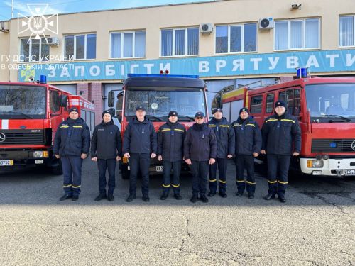 Рятівники Одещини отримали 3 пожежні автомобілі на базі шасі Mercedes-Benz - пожеж