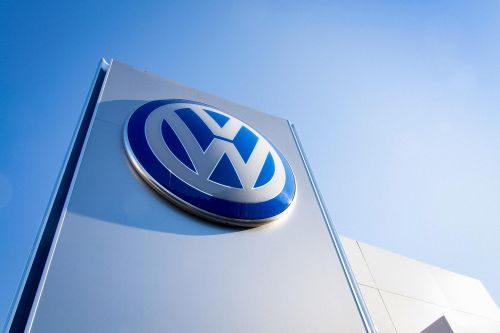 Volkswagen не дають спокійно уйти з росії