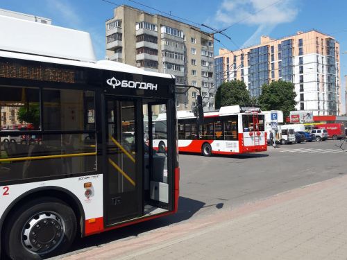 Луцьк придбає 30 тролейбусів за кошти ЄІБ