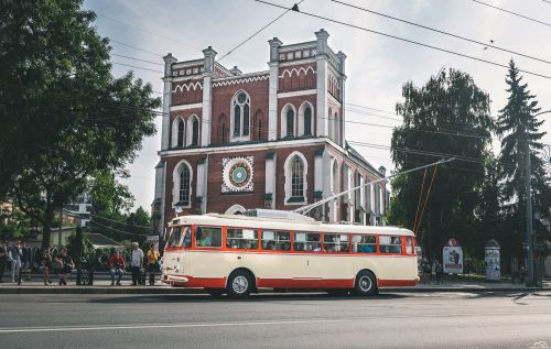 У Рівному відремонтували перший тролейбус міста