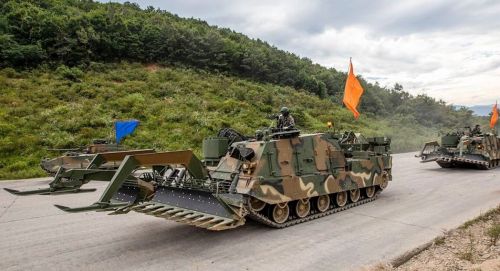 Південна Корея надасть ЗСУ інженерні танки для розмінування - танк