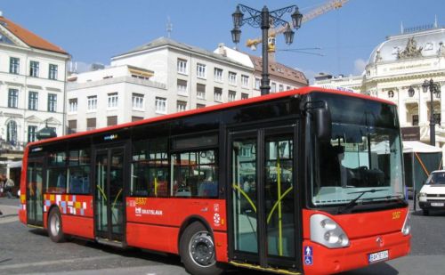 Київ отримав 23 автобуси від Братислави