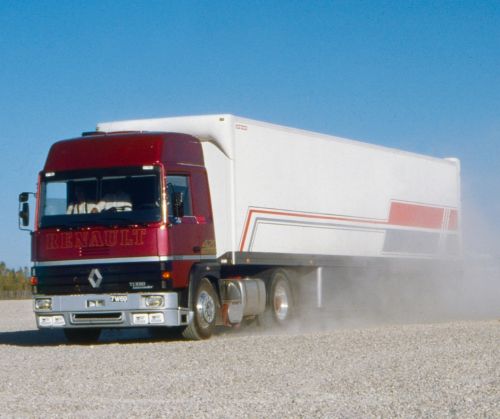 Як Renault у 1988 році підняла планку потужності вантажівок