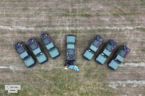        Toyota Land Cruiser 78 - Toyota
