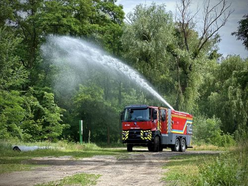        Renault Trucks - Renault
