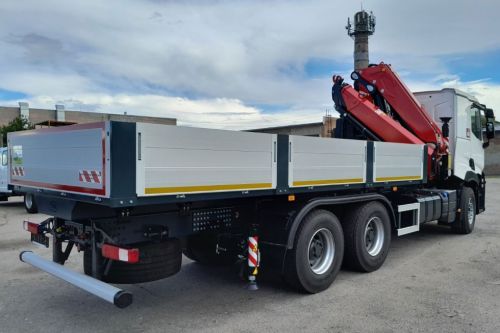   3     Renault Trucks - Renault