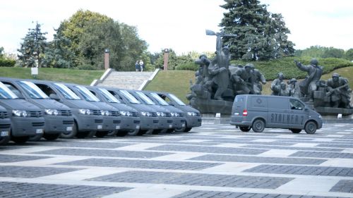      100   Volkswagen Transporter - Volkswagen
