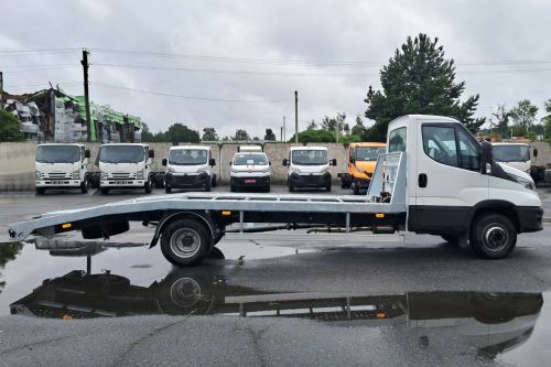   IVECO Daily    - IVECO