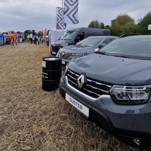 Toyota  Renault       ²߻