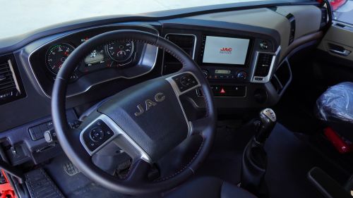       JAC N200  - HIAB - JAC