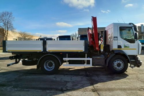        RENAULT TRUCKS D18 - Renault