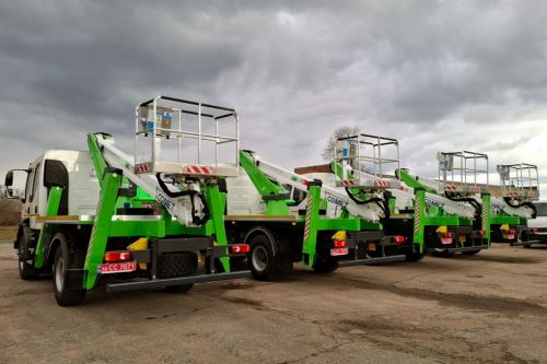    4   COMET   Renault Trucks - Renault
