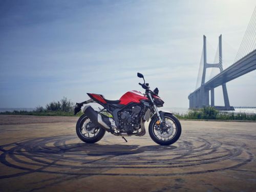     Honda CB1000 Hornet - Honda