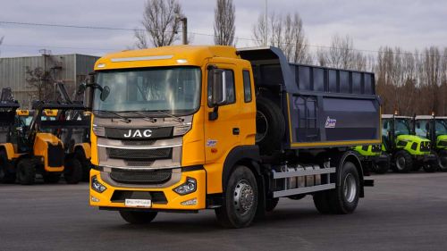     JAC N200