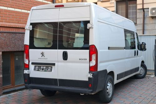   Peugeot Boxer    