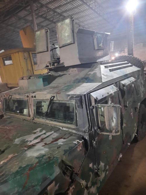    HMMWV,    10   