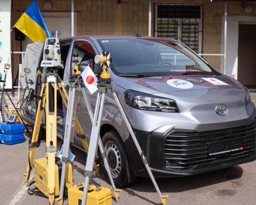        Toyota - Toyota