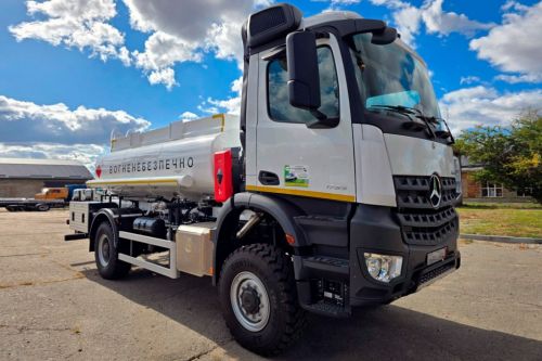   Mercedes-Benz Arocs   
