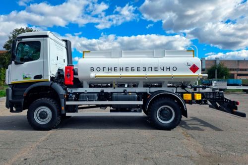   Mercedes-Benz Arocs    - 