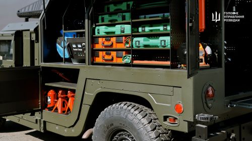    5   Locker   HMMWV - HMMWV