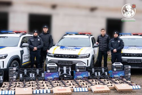 ���������� ������ ��������� ������ �������� ����� Renault Duster - Renault