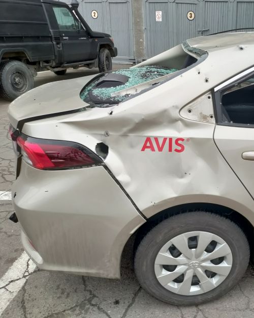 ˳������ �������� AVIS ������ ������� ������ � ������ �� 4 ���� ����