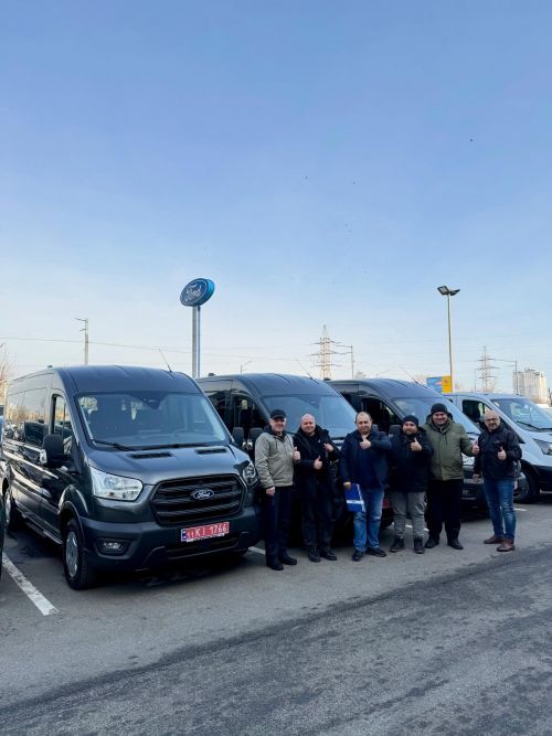 �� ����� �������� ���� � ��������� ���� � ����� ������������ Ford Transit