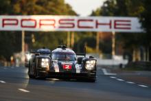 Porsche  18-     -
