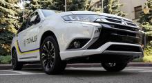 Чем оснастят полицейские Mitsubishi Outlander PHEV для Украины - Mitsubishi